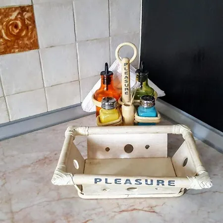 Pleasure View *
