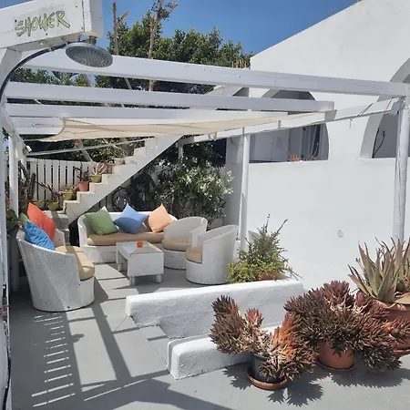 Pleasure View * Perissa (Santorini)