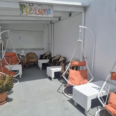 Pleasure View Perissa (Santorini)
