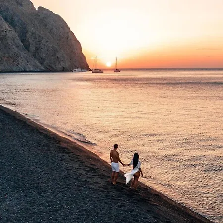 Pleasure View Perissa (Santorini)